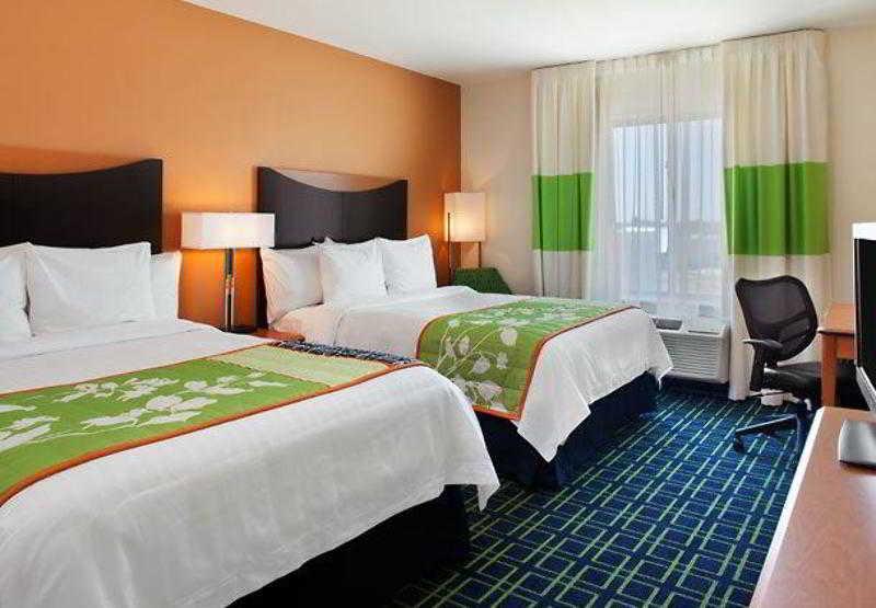 Fairfield Inn & Suites By Marriott Wichita Downtown Exterior foto